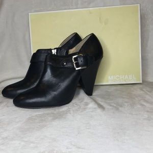Black Micheal Kors bootie